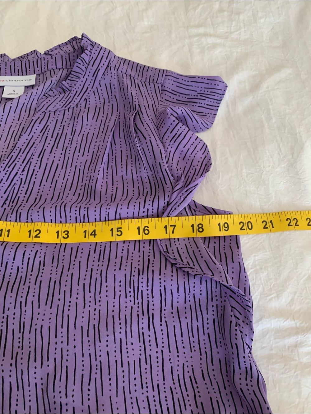 Liz Claiborne Womens Purple Ruffle Sleeve V-Neck Blouse Dash Print Size S - Picture 6 of 8
